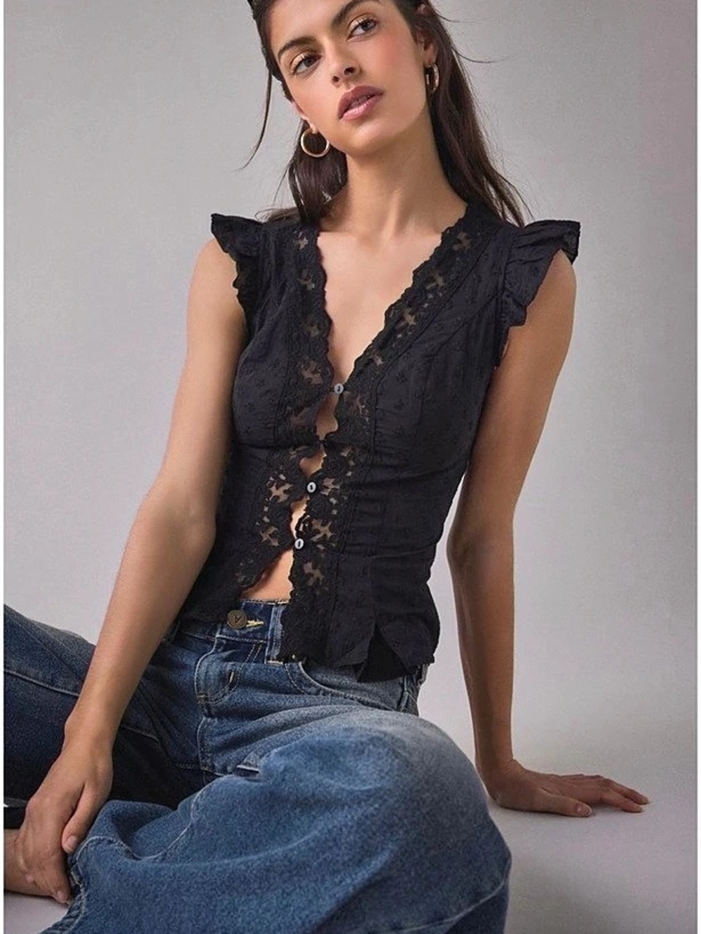 Urban Outfitters UO Brynn Ruffle Puff Sleeve Button-Down Shirt Black Medium